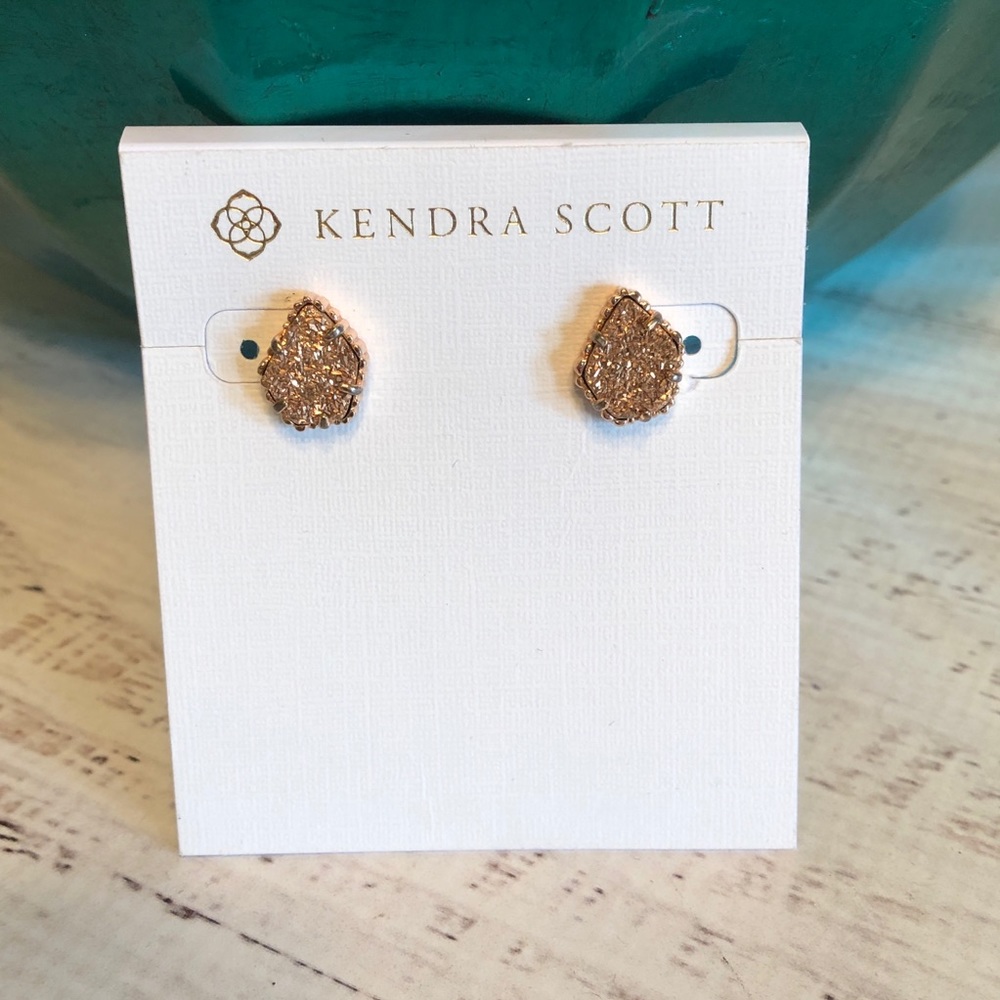 Kendra Scott Tessa earrings in rose gold drusy